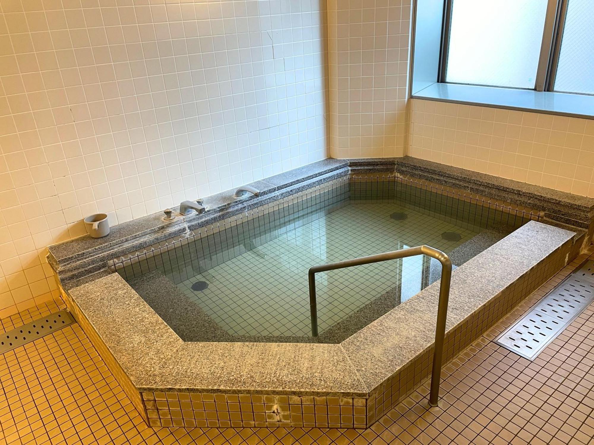 Business Hotel Ekimae Hakodate Exteriör bild
