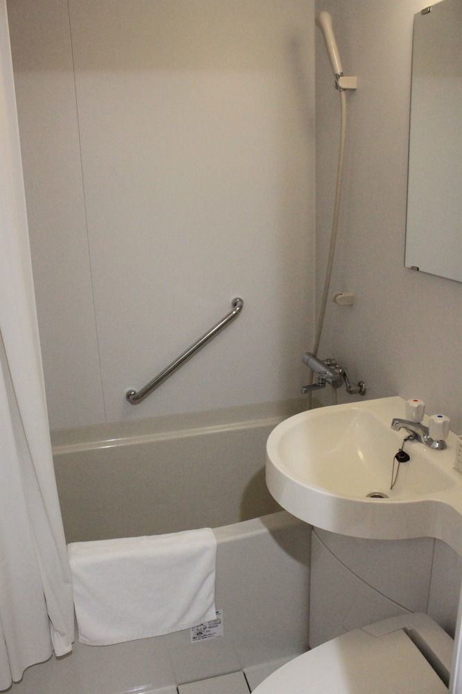 Business Hotel Ekimae Hakodate Exteriör bild